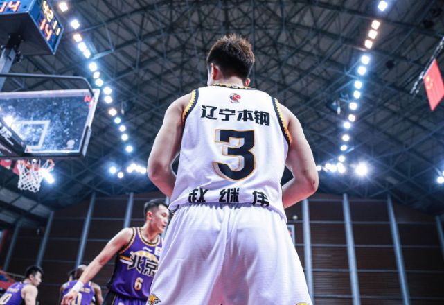 清晨辽宁本钢调整名单以备英超，迎来里程碑环节打磨，震撼外界，球探报告显示潜力的简单介绍