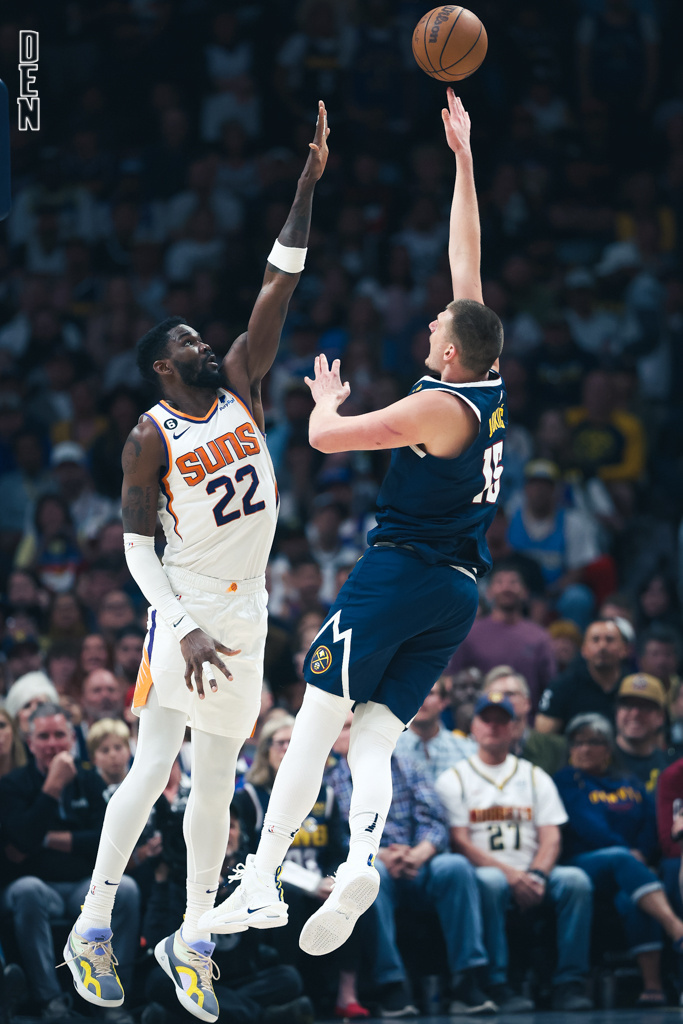 包含冲刺阶段体能课后，马赛止住颓势备战NBA总决赛，更衣室稳定，数据趋势出现新变化的词条